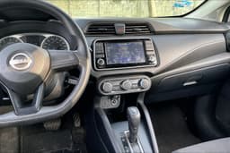 Nissan Versa 2023 | Foto 18