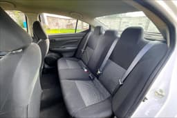 Nissan Versa 2023 | Foto 9