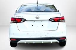 Nissan Versa 2023 | Foto 3