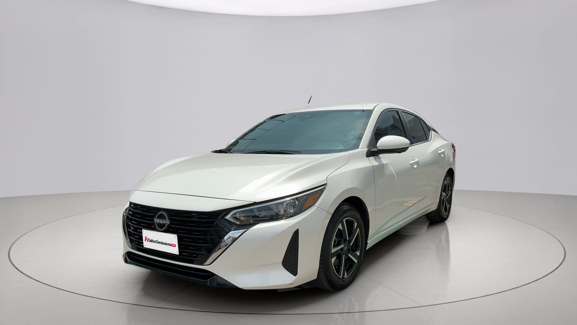 Nissan Sentra 2024 | Foto 1